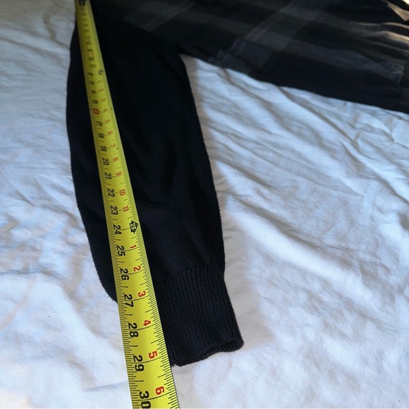 Bundle of 2 Men’s Sweaters- medium - Picture 10 of 12